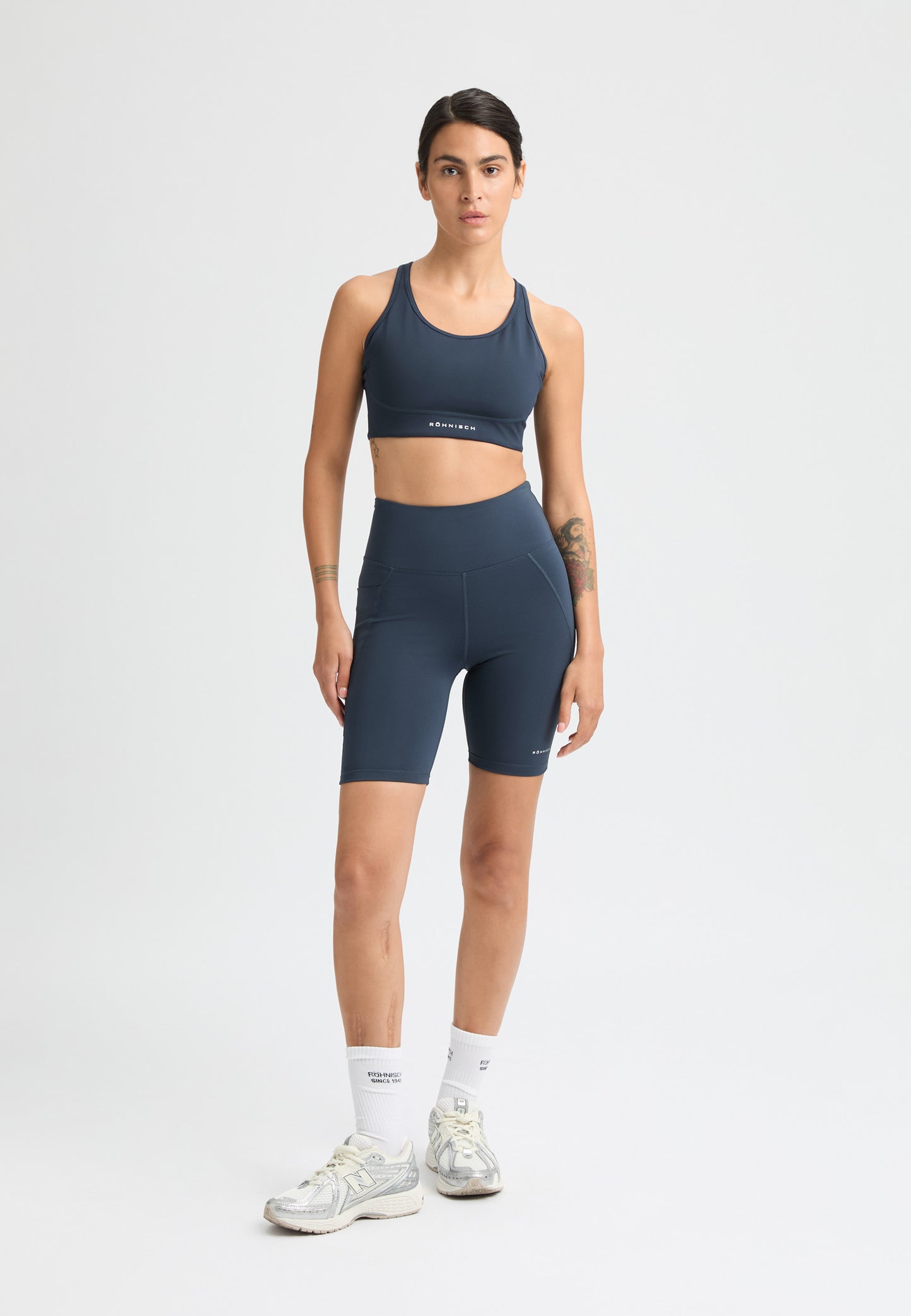 FLATTERING BIKE TIGHTS - NAVY