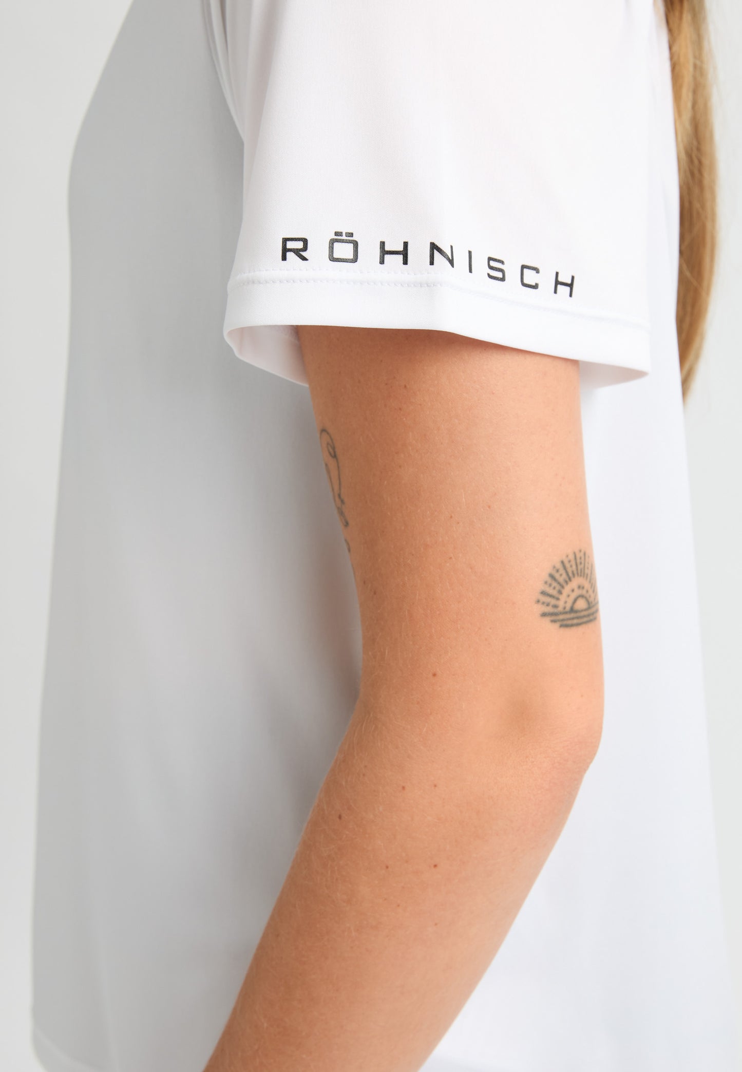 TEAM LOGO TEE - WHITE