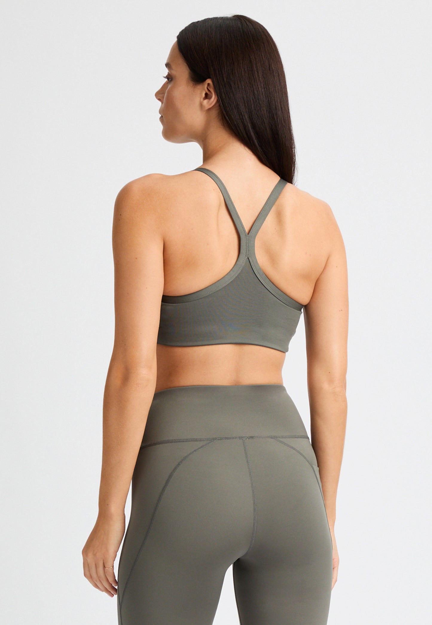 WIDE STRAP SPORTS BRA - GUNMETAL