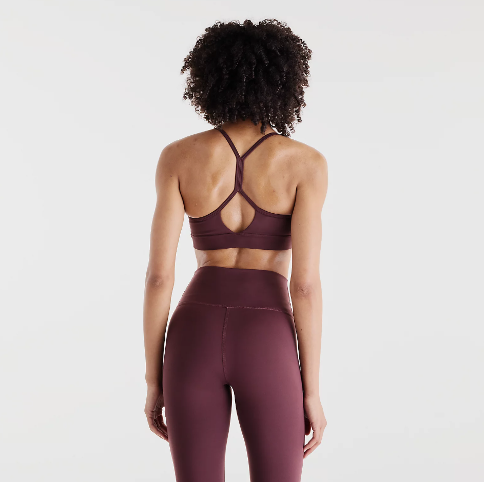 NB ESSENTIAL YOGA BRA - CHERRY LEATHER